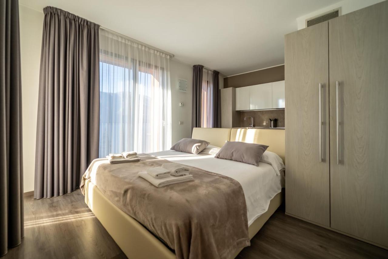 Apartamento Residenza Luigina Varenna Exterior foto