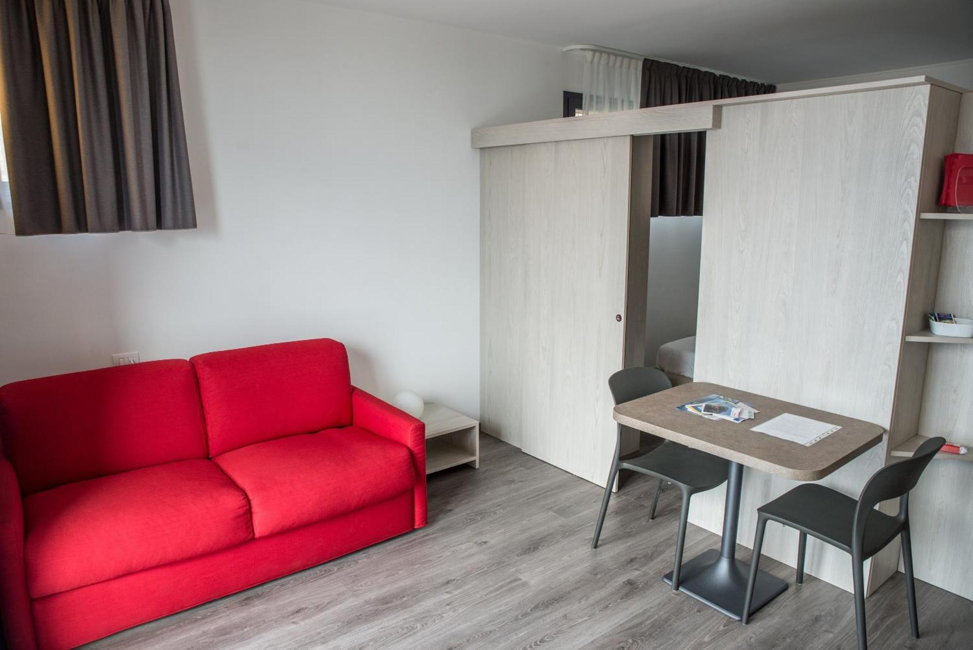 Apartamento Residenza Luigina Varenna Habitación foto